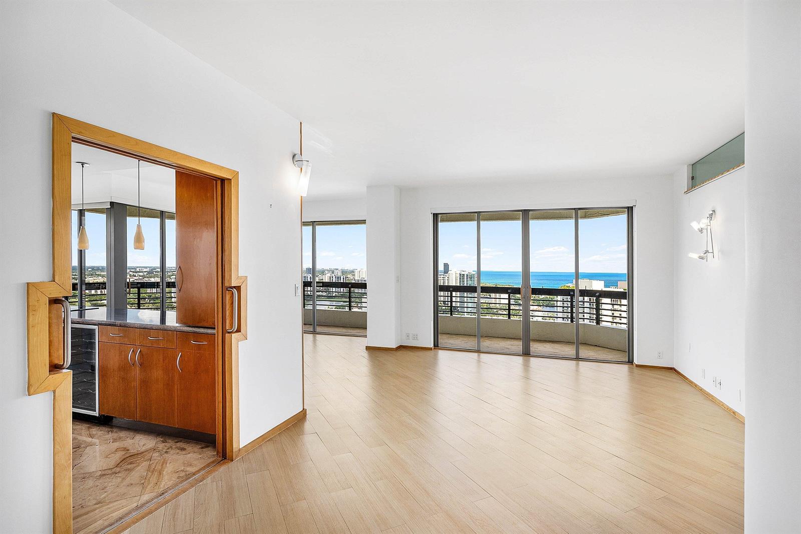 Photo of 3500 Mystic Pointe , Aventura, Florida, 33180 - 003-3500MysticPointeDrive-PH4-Aventura-F