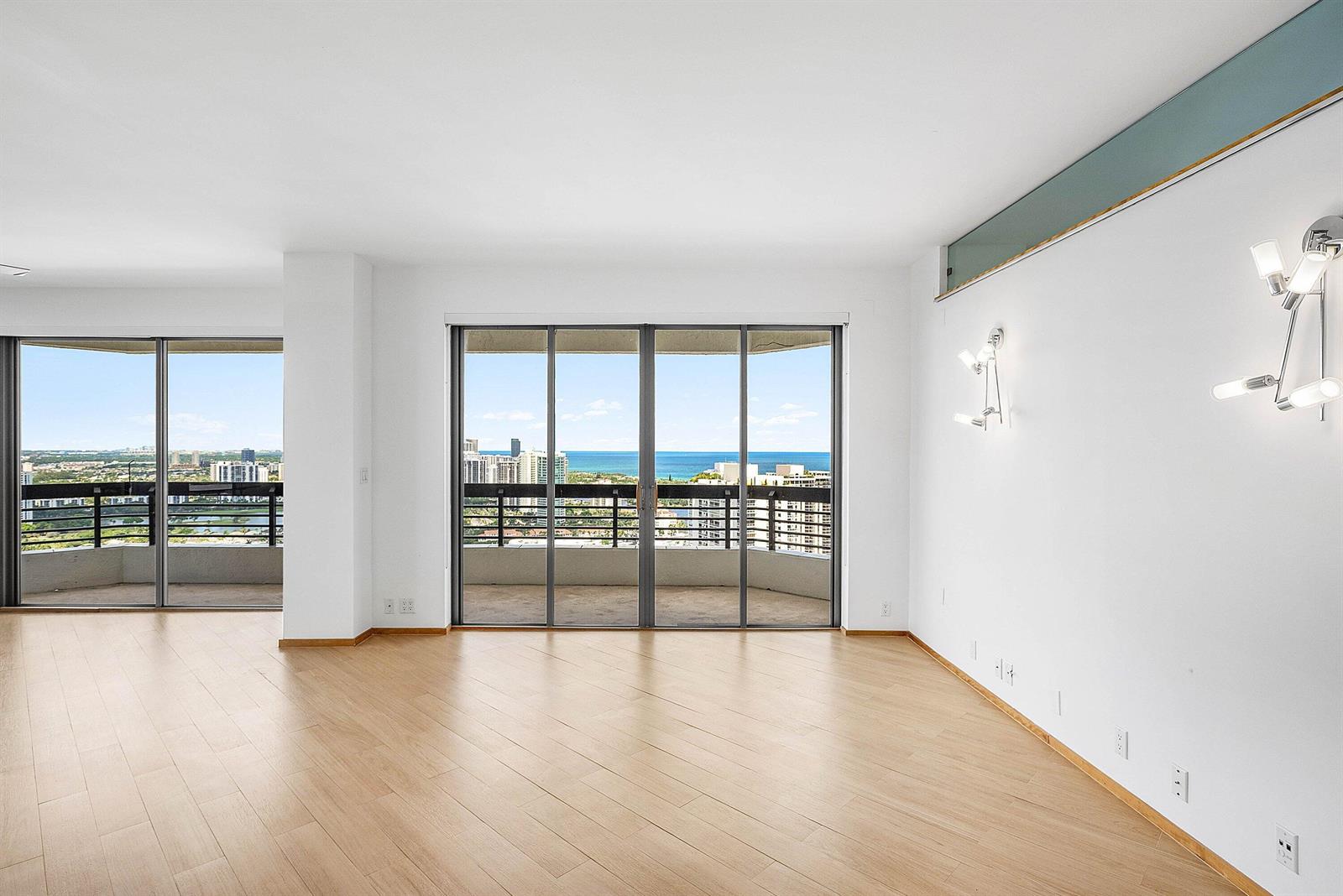 Photo of 3500 Mystic Pointe , Aventura, Florida, 33180 - 004-3500MysticPointeDrive-PH4-Aventura-F