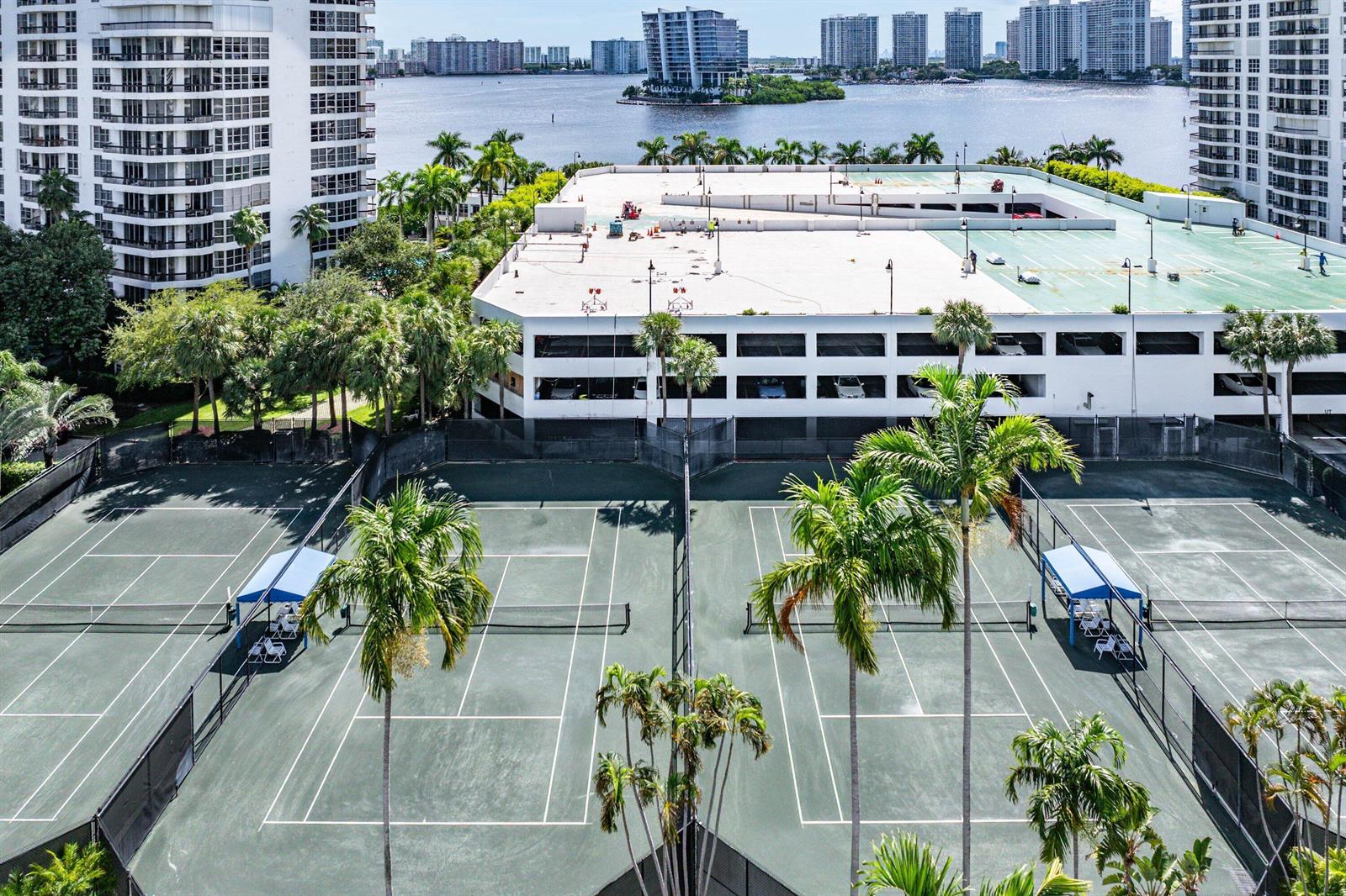 Photo of 3500 Mystic Pointe , Aventura, Florida, 33180 - 060-3500MysticPointeDrive-PH4-Aventura-F