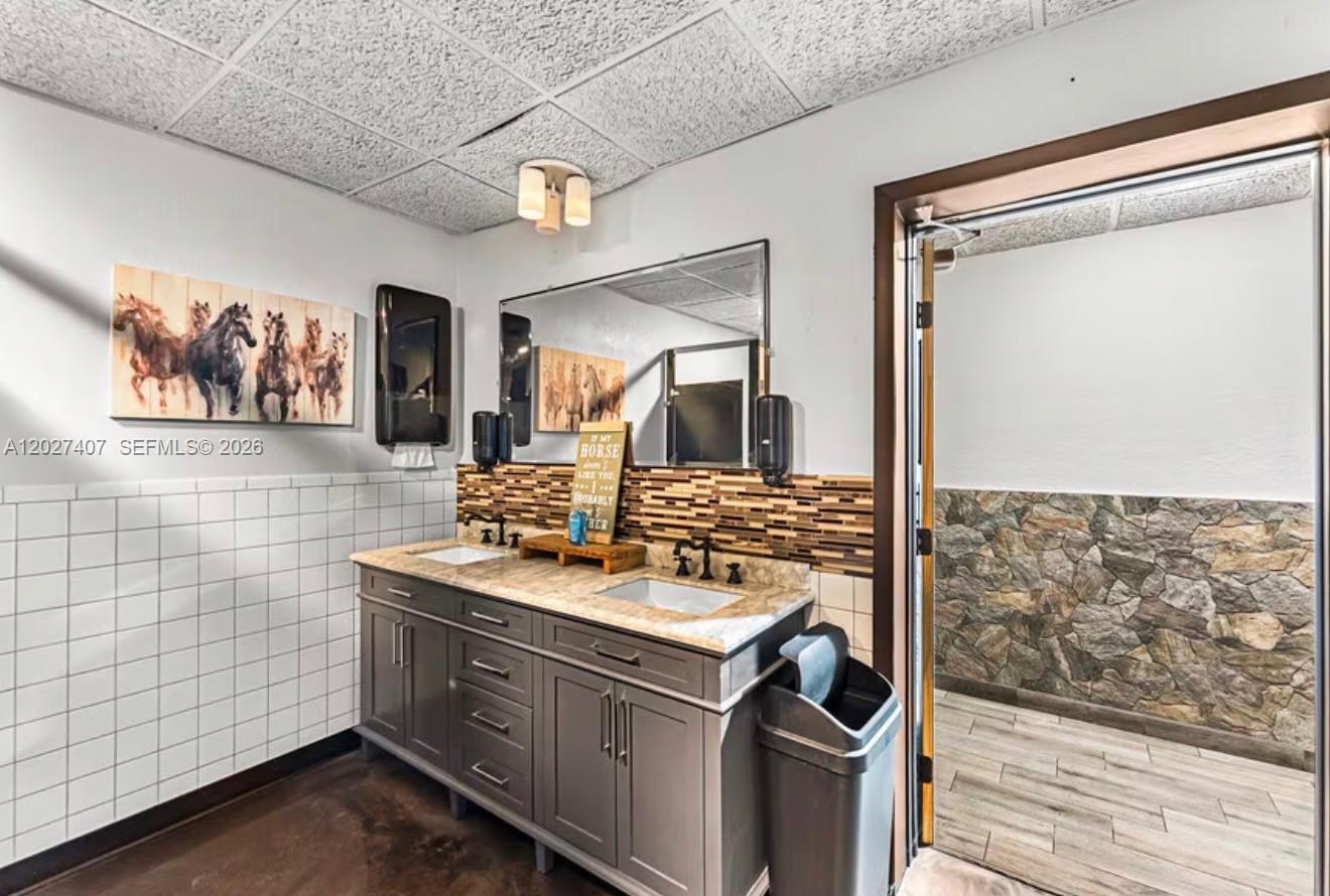   /   sq. ft. $ 2026-05-29 0 Photo