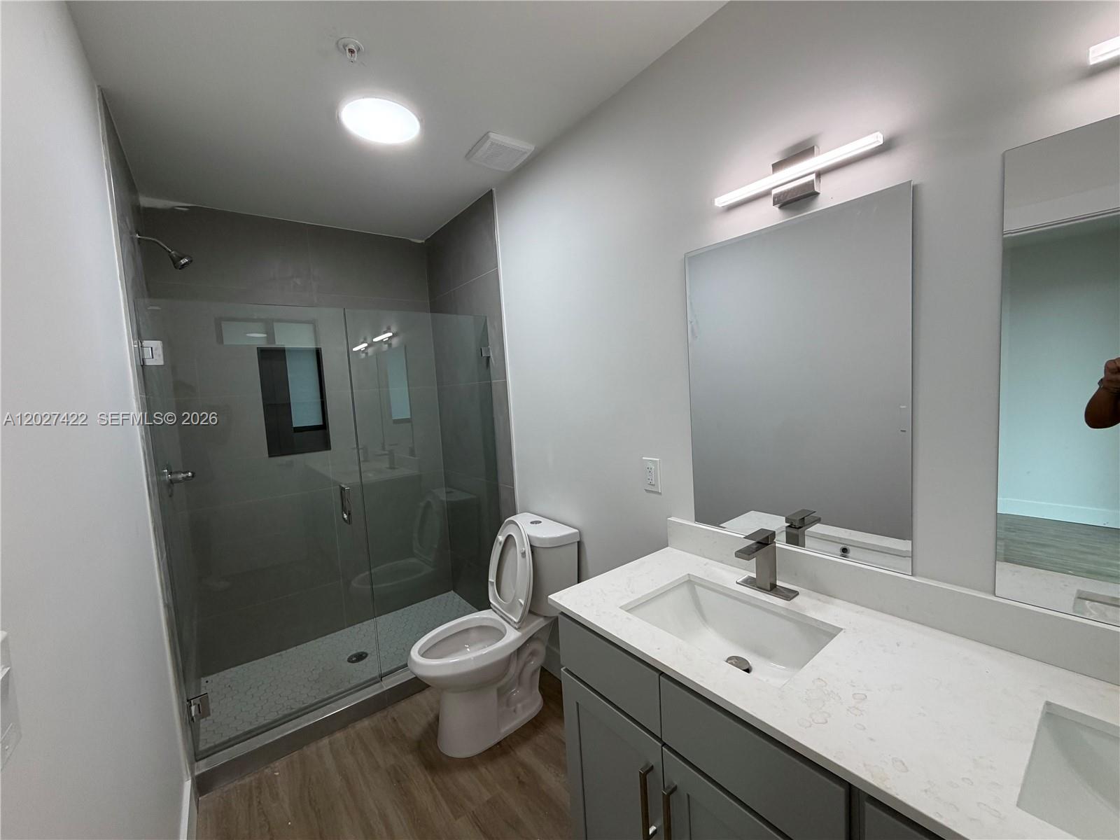 See details / 7570 sq. ft. $ 2026-05-29 0 Photo