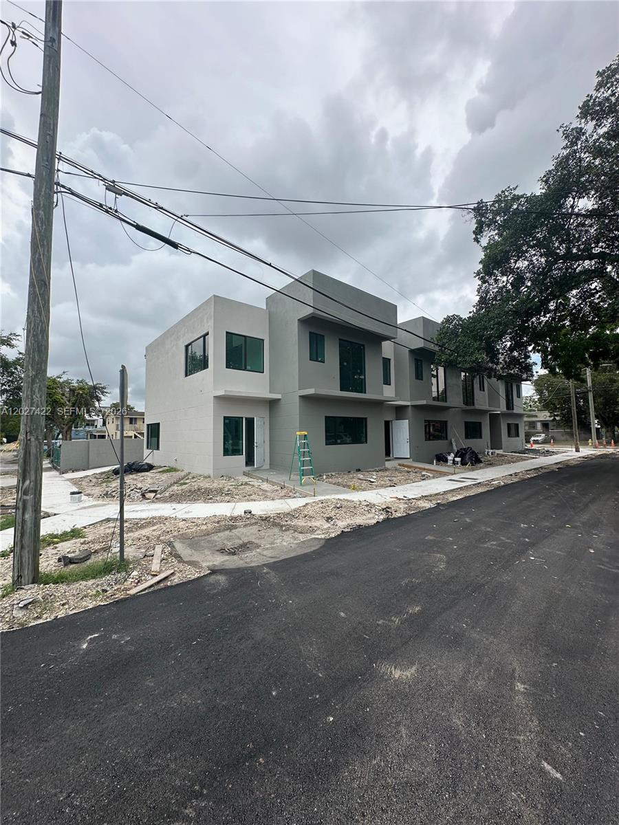 See details / 7570 sq. ft. $ 2026-05-29 0 Photo