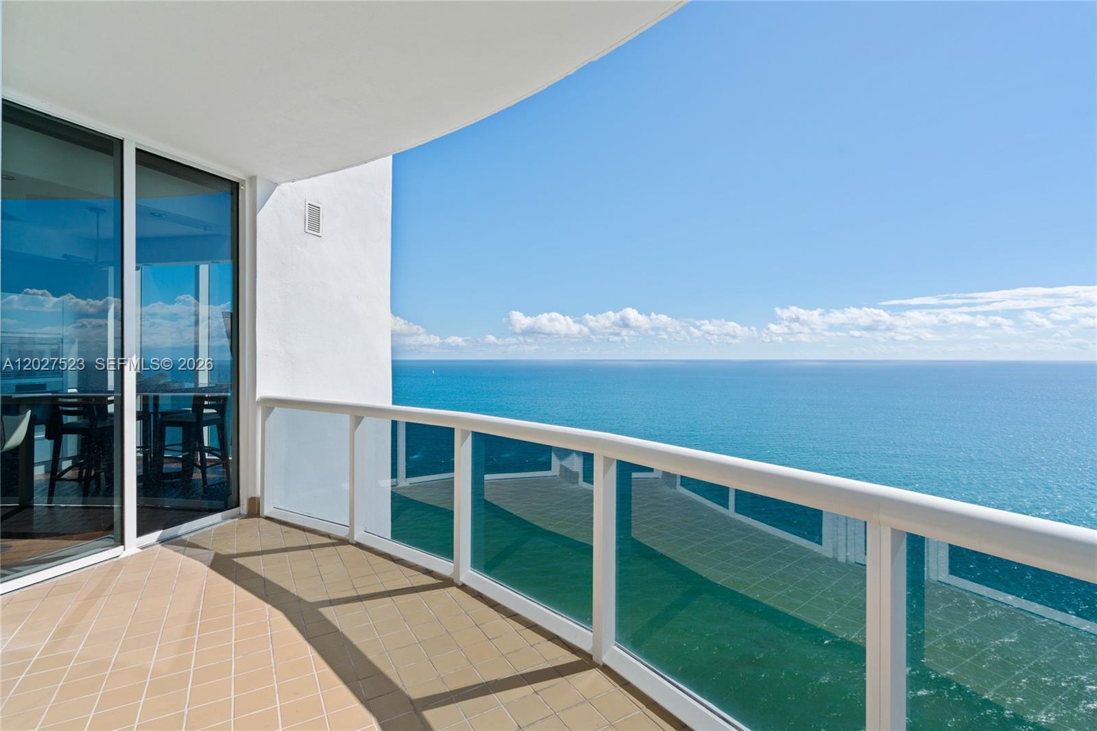 Ver detalles 4209 2 / 3 1722 sq. ft. $ 2026-05-29 0 foto