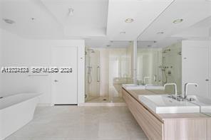 Photo of 17111 Biscayne Blvd  #1210, North Miami Beach, Florida, 33160 - 