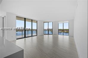 Photo of 17111 Biscayne Blvd  #1210, North Miami Beach, Florida, 33160 - 