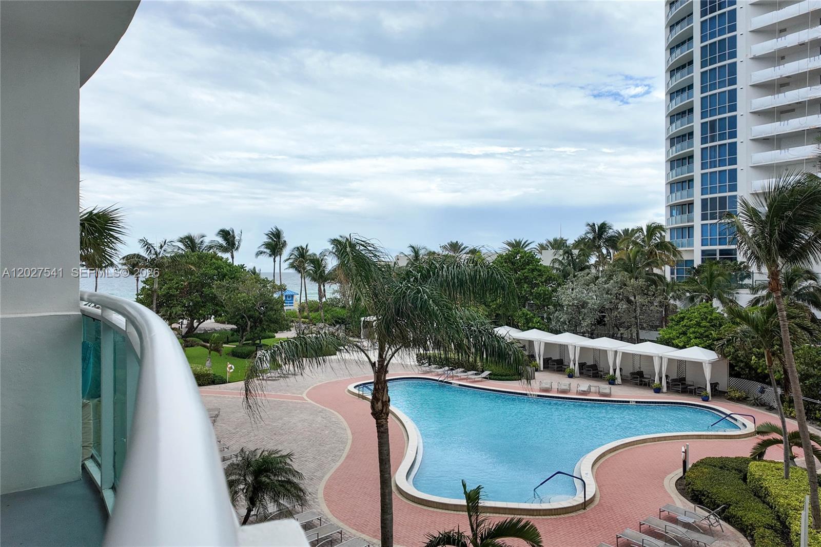 Photo of 3001 Ocean Dr #319, Hollywood, Florida, 33019 -