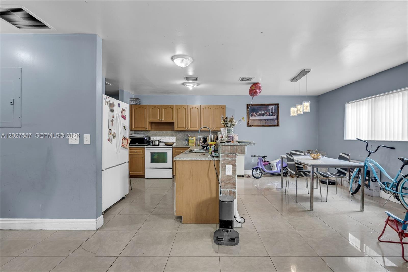 See details / 3768 sq. ft. $ 2026-05-29 0 Photo