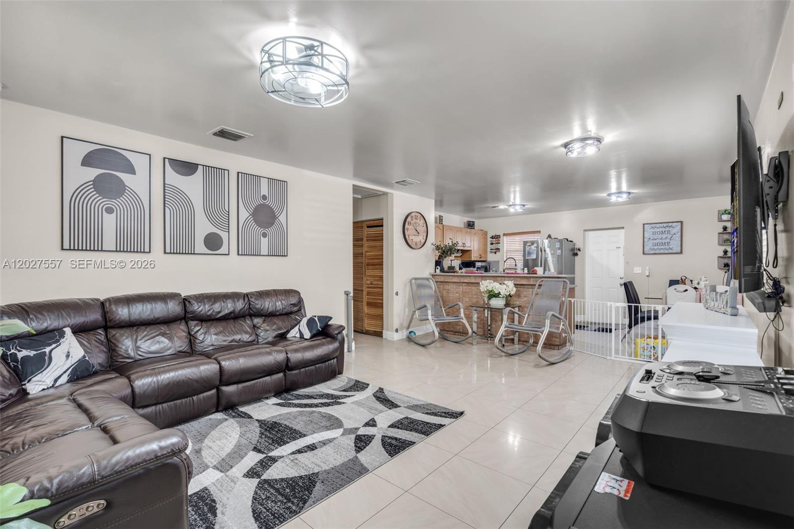 See details / 3768 sq. ft. $ 2026-05-29 0 Photo