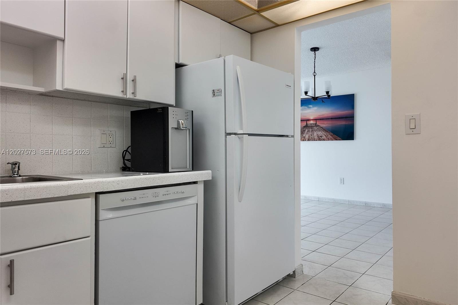 See details 11M 1 / 2 870 sq. ft. $ 2026-05-29 0 Photo