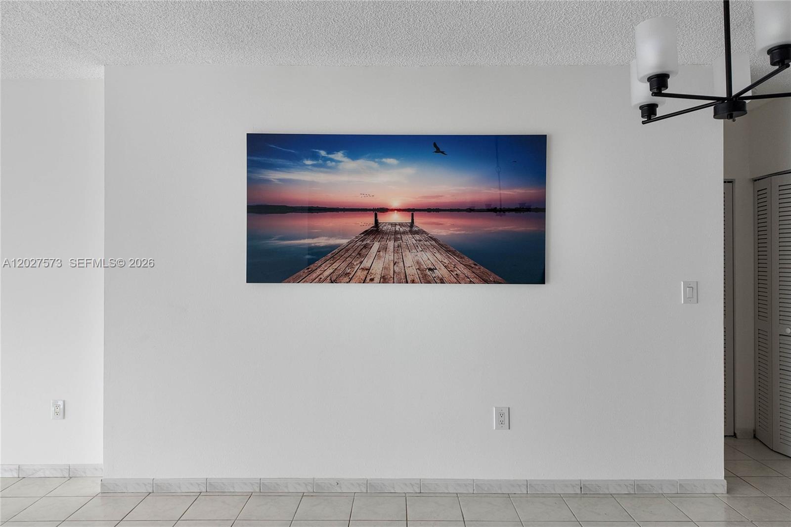 See details 11M 1 / 2 870 sq. ft. $ 2026-05-29 0 Photo