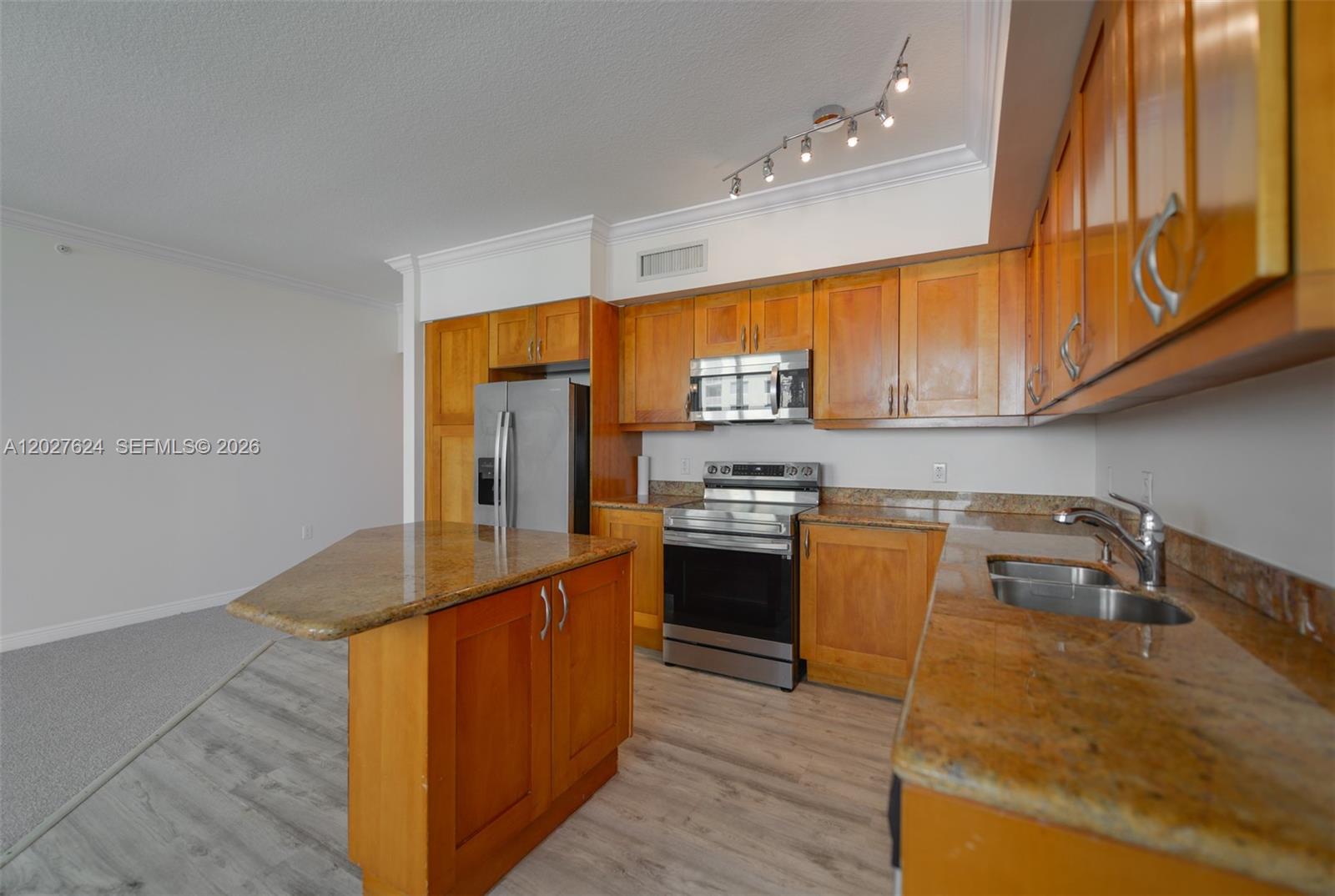 Photo of 1745 Hallandale Beach Blvd #1903W, Hallandale Beach, Florida, 33009 -