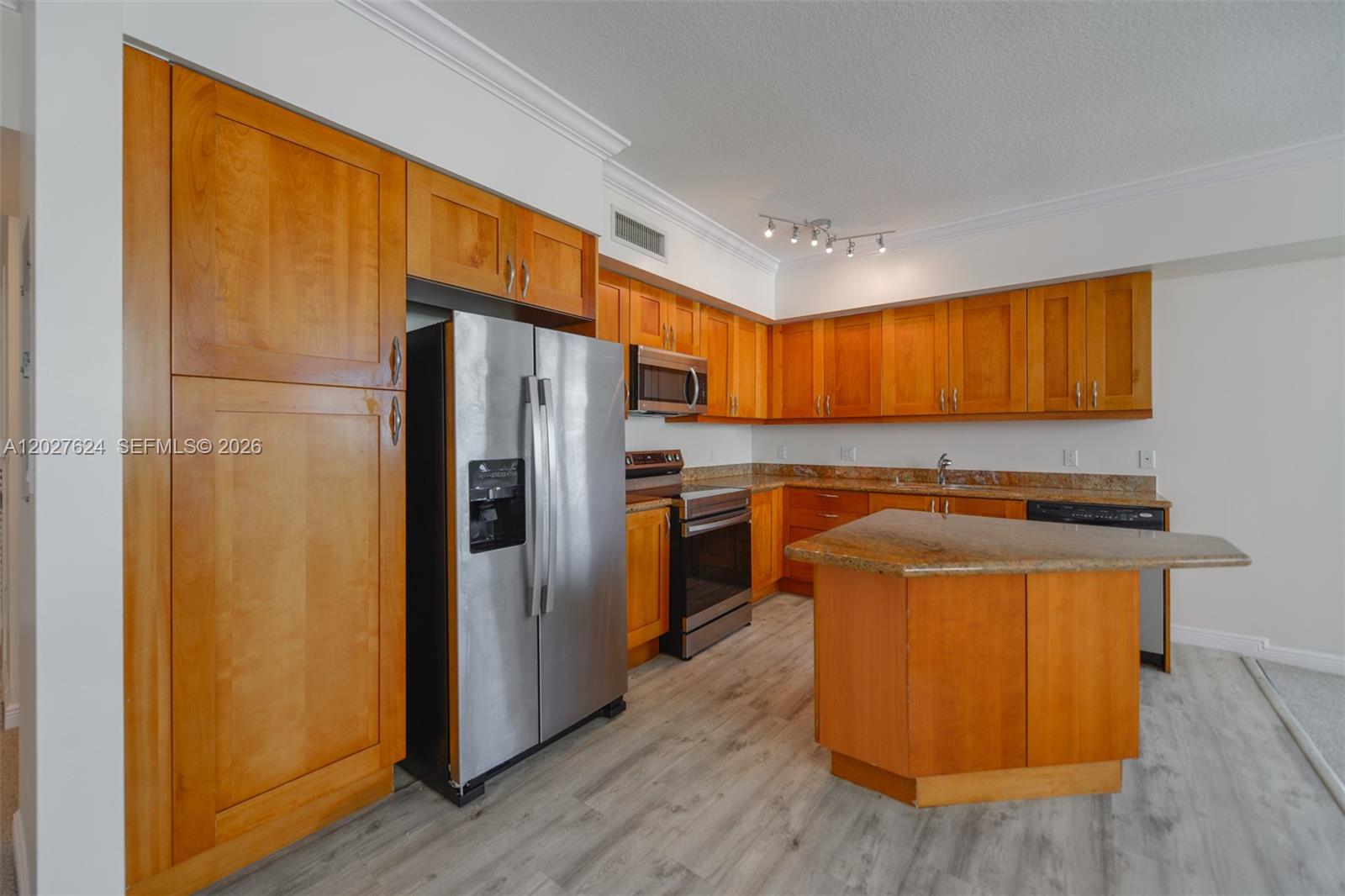 Photo of 1745 Hallandale Beach Blvd #1903W, Hallandale Beach, Florida, 33009 -