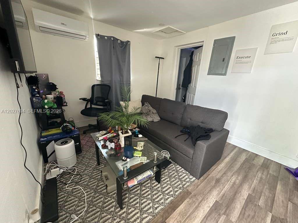   /  1722 sq. ft. $ 2026-05-29 0 Photo