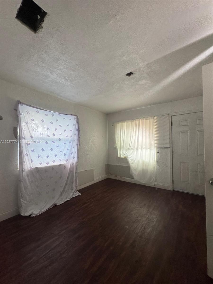 See details / 1687 sq. ft. $ 2026-05-29 0 Photo