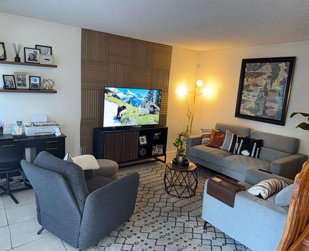 3473 2 / 2 1046 sq. ft. $ 2026-08-18 0 foto