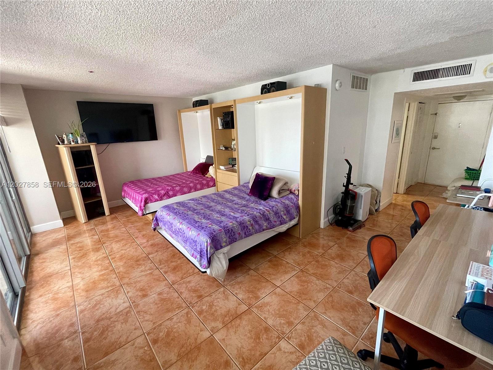 Photo of 3180 Ocean Dr  #605, Hallandale Beach, Florida, 33009 - 