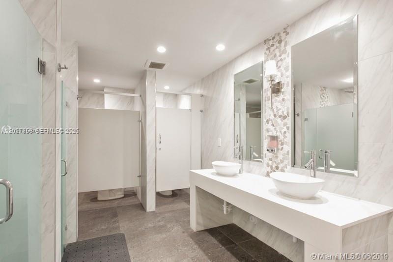 Photo of 3180 Ocean Dr  #605, Hallandale Beach, Florida, 33009 - 