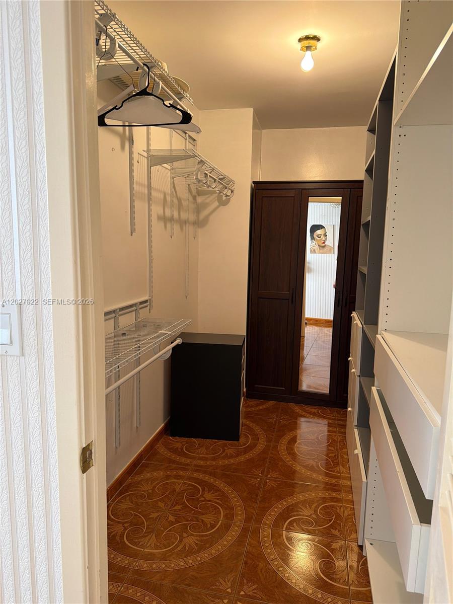 Photo of 2500 Parkview Dr  #1712, Hallandale Beach, Florida, 33009 - 
