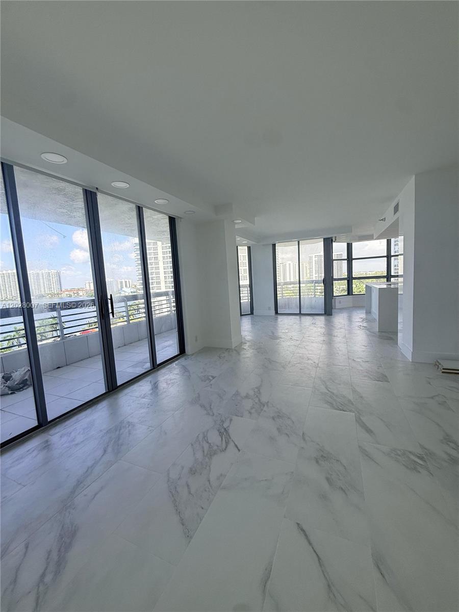 Photo of 19101 36th Ct  #1005, Aventura, Florida, 33180 - 