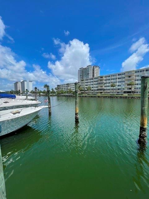 1623 1 / 2 991 sq. ft. $ 2026-05-30 0 Photo