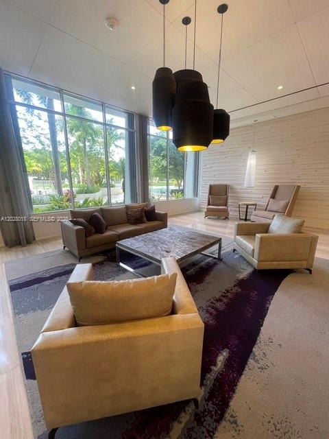 1623 1 / 2 991 sq. ft. $ 2026-05-30 0 Photo