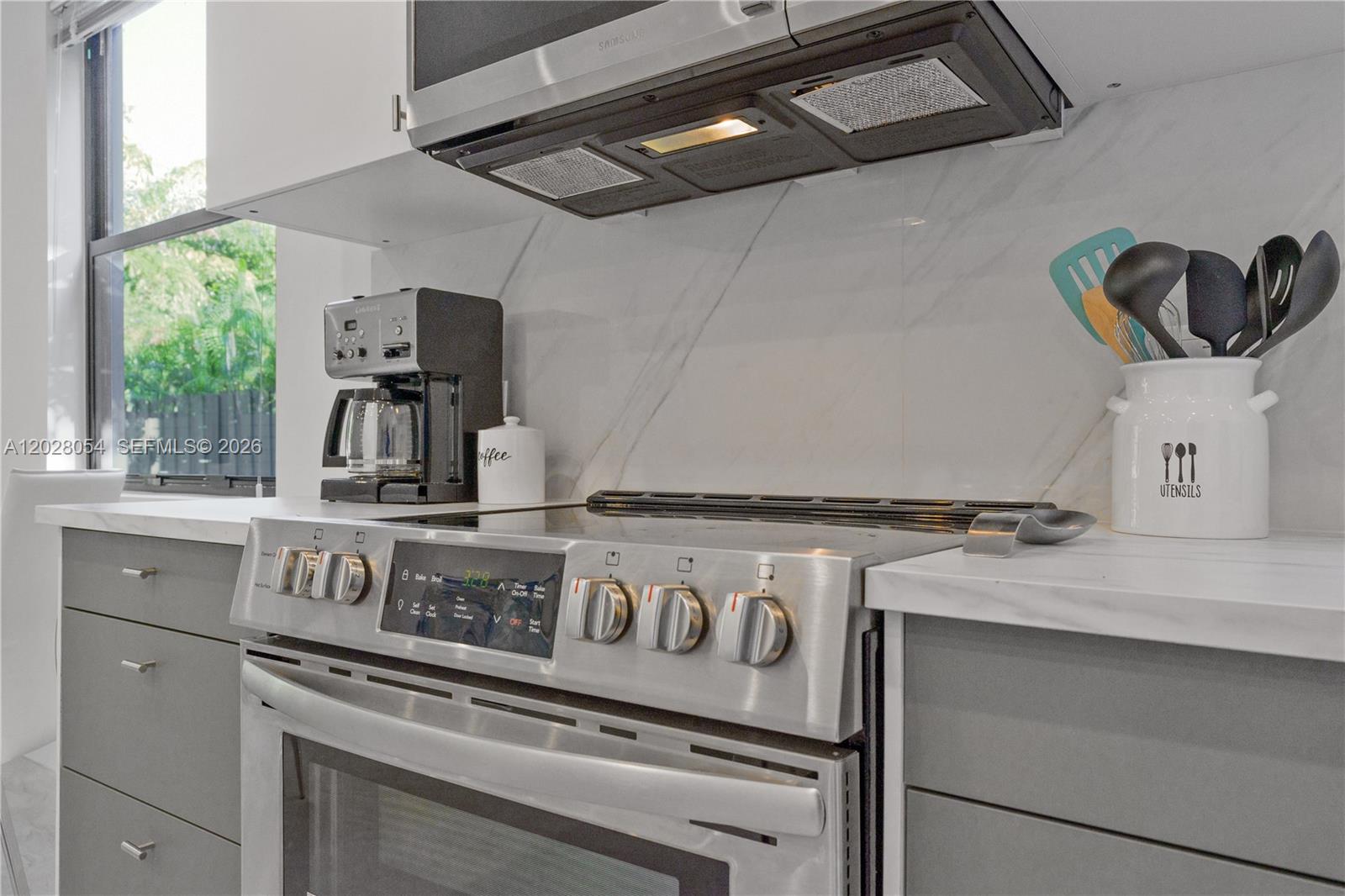 See details / 5000 sq. ft. $ 2026-05-30 0 Photo