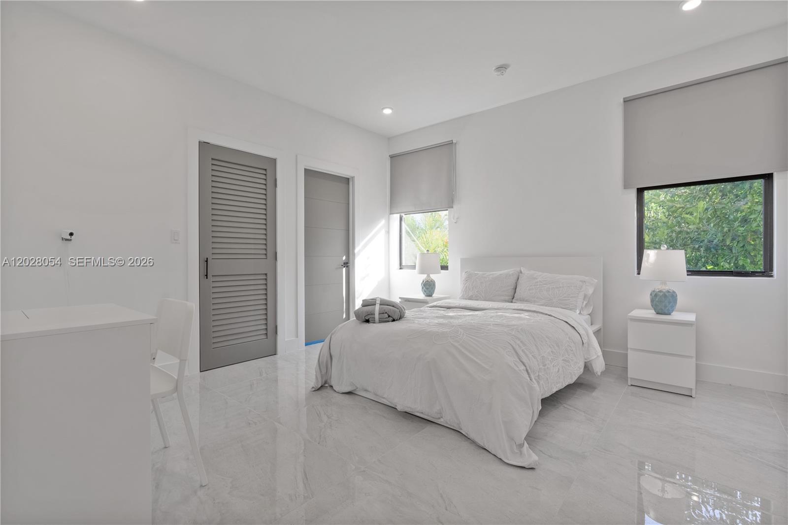 See details / 5000 sq. ft. $ 2026-05-30 0 Photo