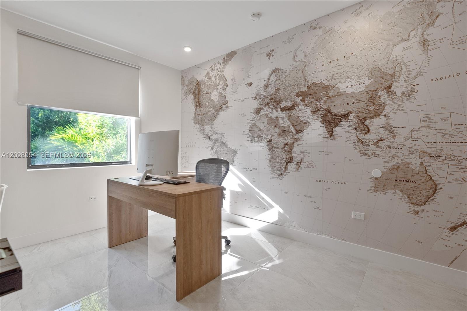 See details / 5000 sq. ft. $ 2026-05-30 0 Photo