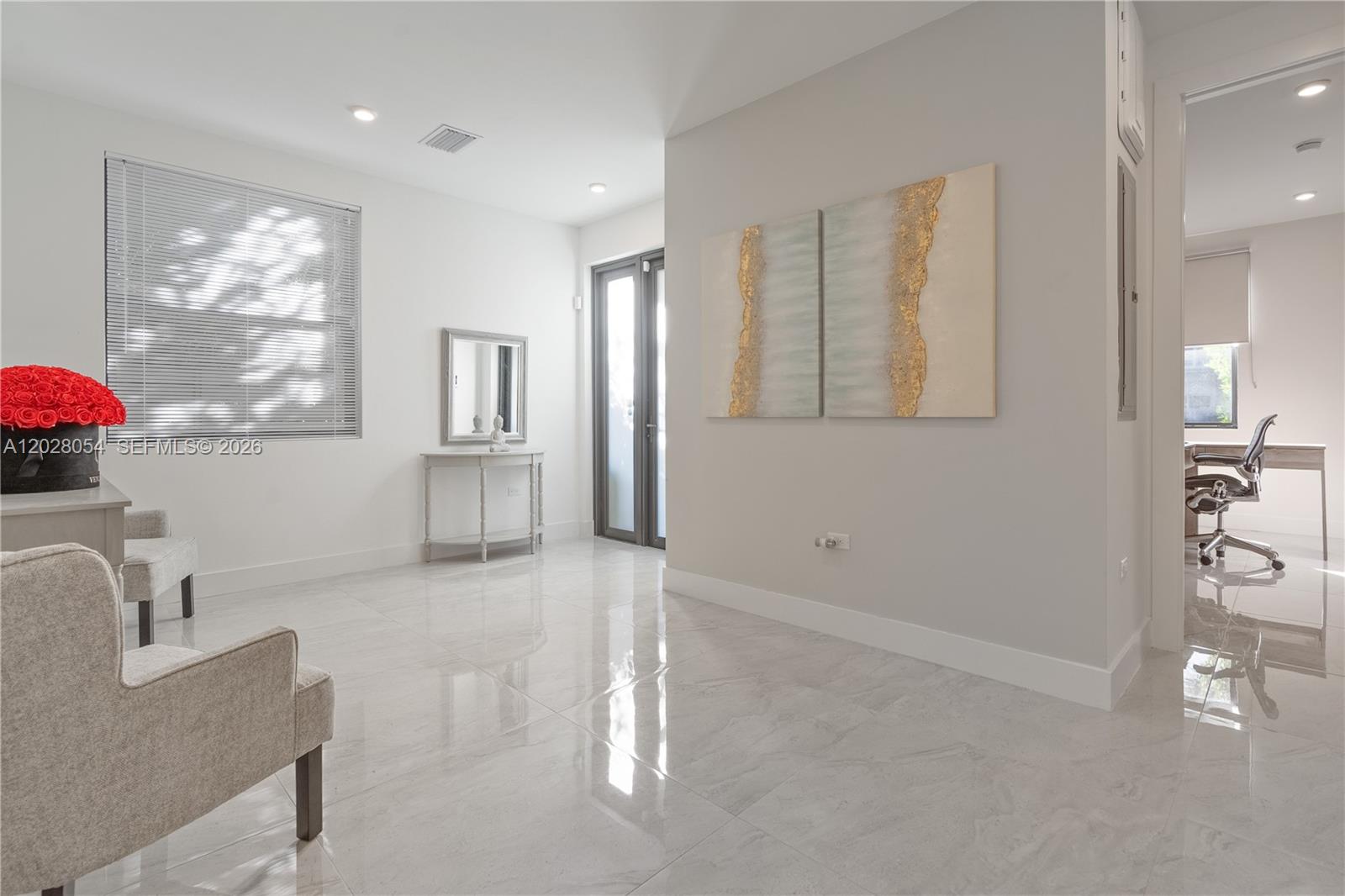See details / 5000 sq. ft. $ 2026-05-30 0 Photo