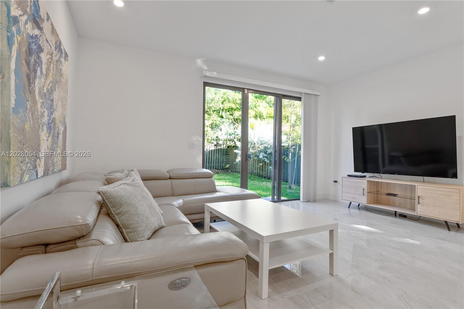 See details / 5000 sq. ft. $ 2026-05-30 0 Photo