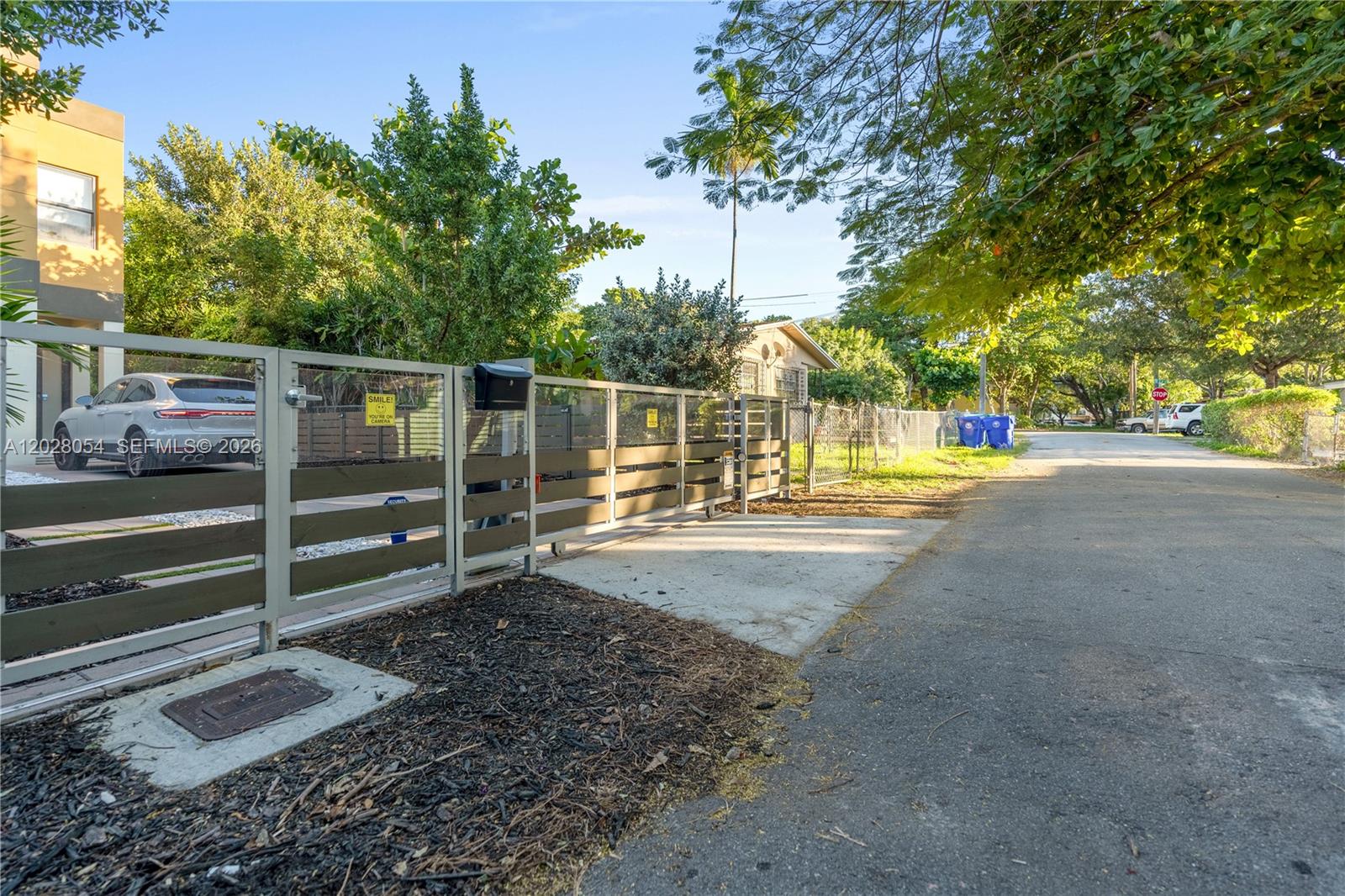 See details / 5000 sq. ft. $ 2026-05-30 0 Photo