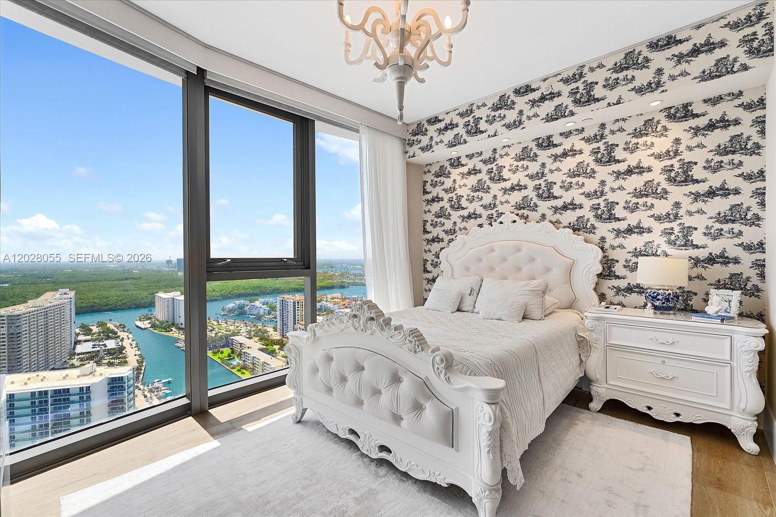 Ver detalles 3101 3 / 5 2688 sq. ft. $ 2026-05-30 0 foto
