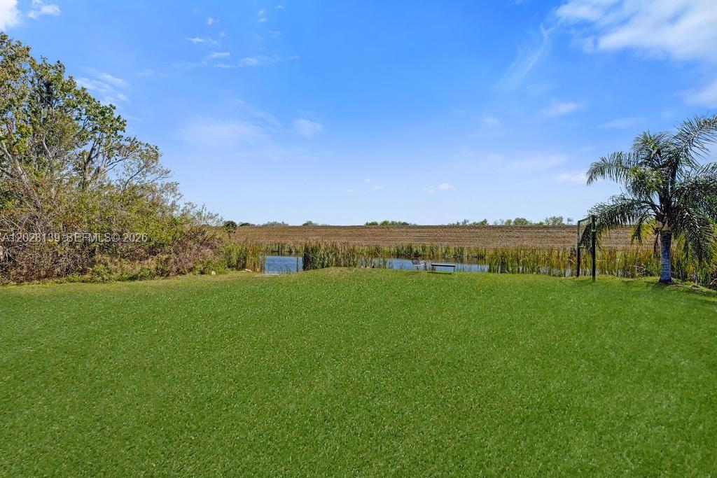 10  /   sq. ft. $ 2026-05-31 0 foto