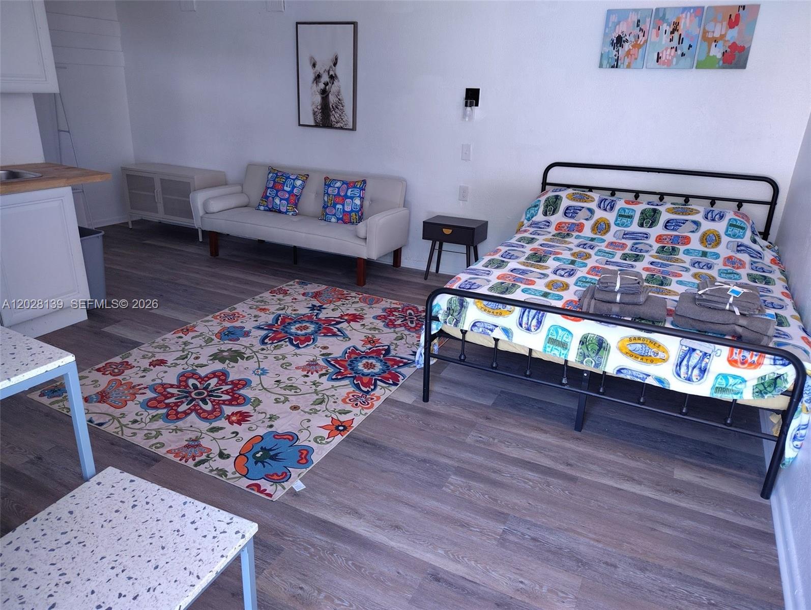 10  /   sq. ft. $ 2026-05-31 0 foto