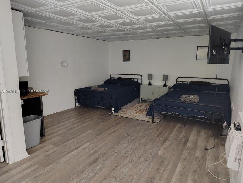 10  /   sq. ft. $ 2026-05-31 0 foto