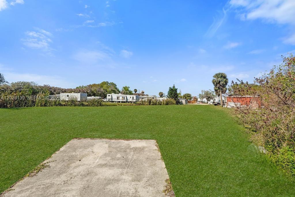 10  /   sq. ft. $ 2026-05-31 0 foto