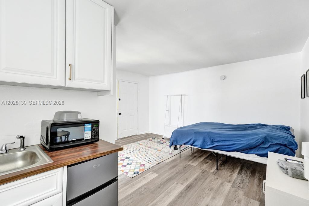 10  /   sq. ft. $ 2026-05-31 0 foto