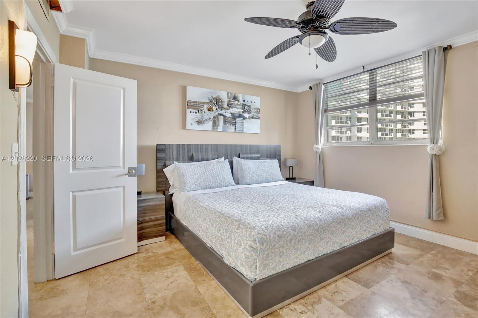 Photo of 3801 Ocean Dr #6Z, Hollywood, Florida, 33019 -