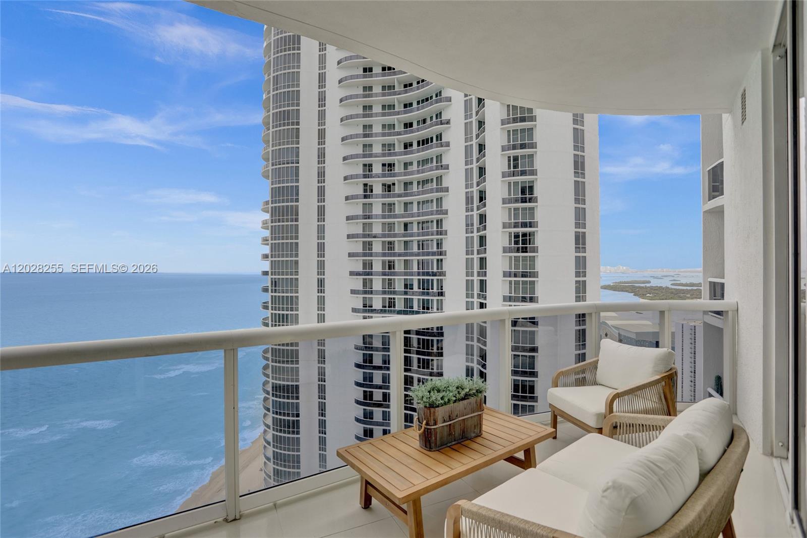 See details 2807 3 / 3 2106 sq. ft. $ 2026-05-31 0 Photo