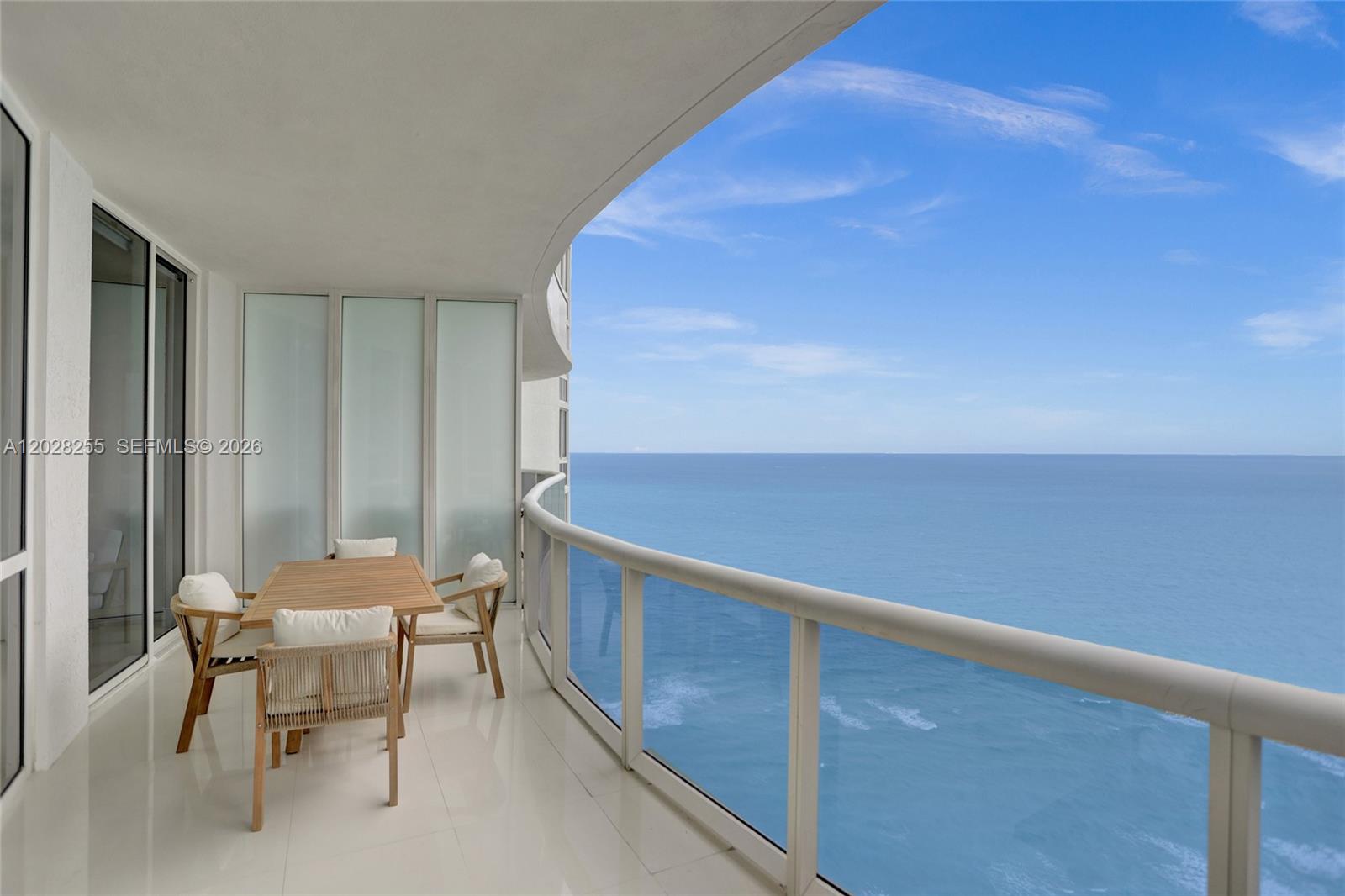 See details 2807 3 / 3 2106 sq. ft. $ 2026-05-31 0 Photo