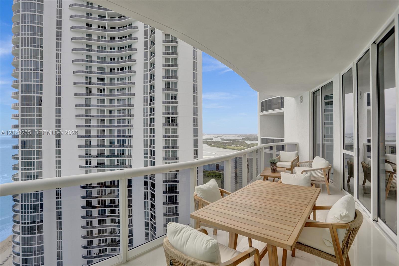 See details 2807 3 / 3 2106 sq. ft. $ 2026-05-31 0 Photo
