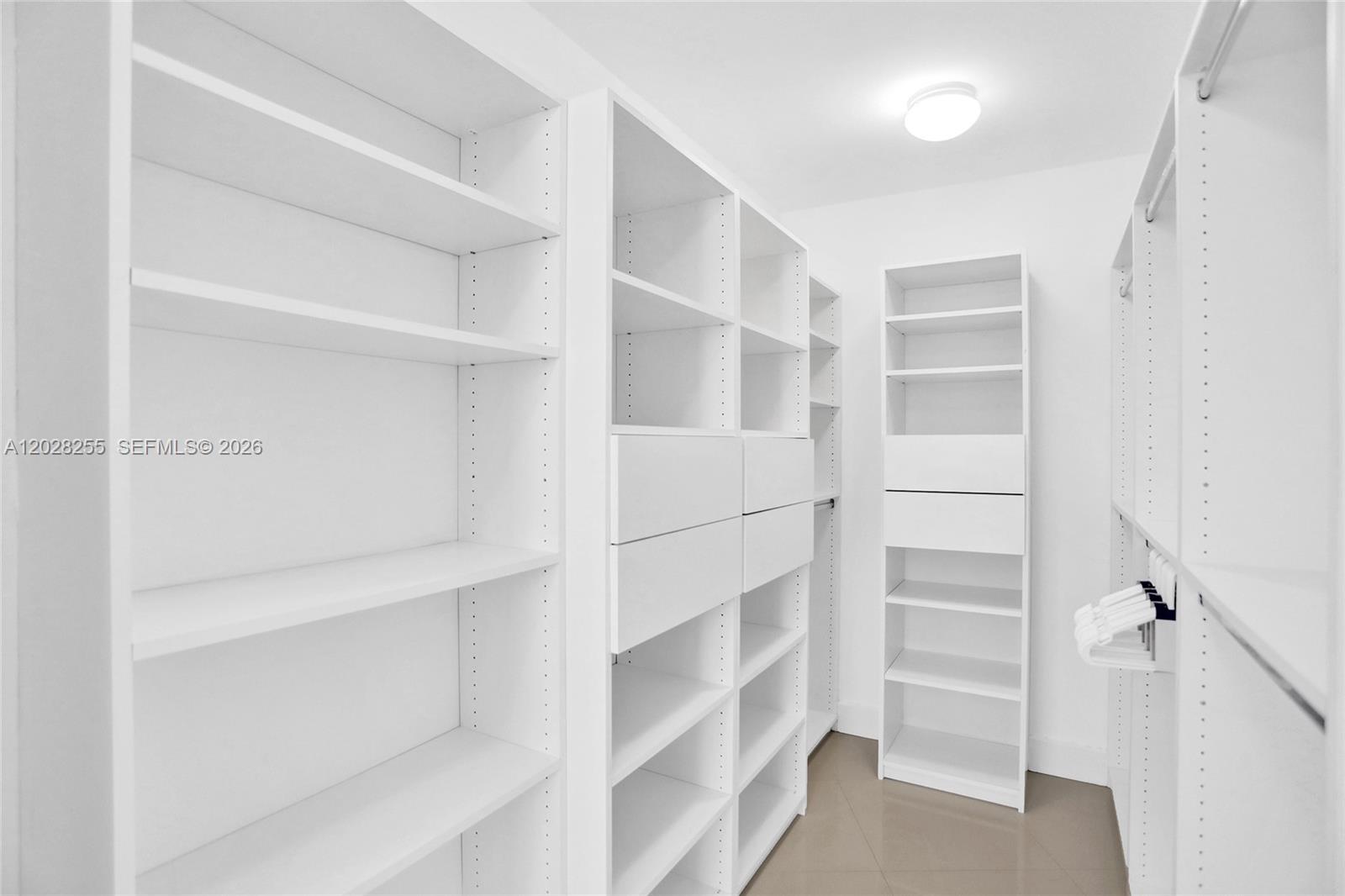See details 2807 3 / 3 2106 sq. ft. $ 2026-05-31 0 Photo