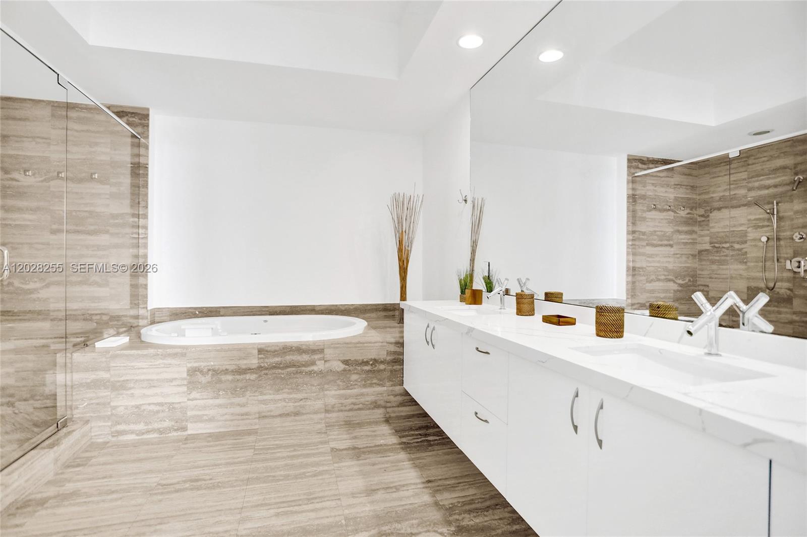 See details 2807 3 / 3 2106 sq. ft. $ 2026-05-31 0 Photo