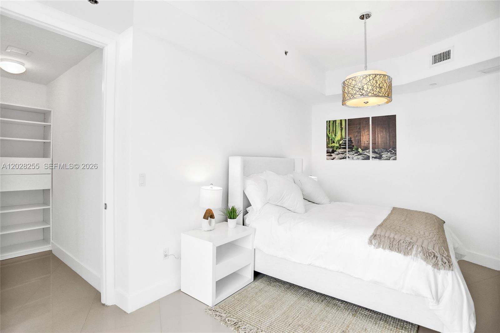 See details 2807 3 / 3 2106 sq. ft. $ 2026-05-31 0 Photo