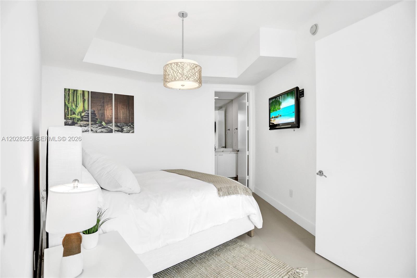 See details 2807 3 / 3 2106 sq. ft. $ 2026-05-31 0 Photo