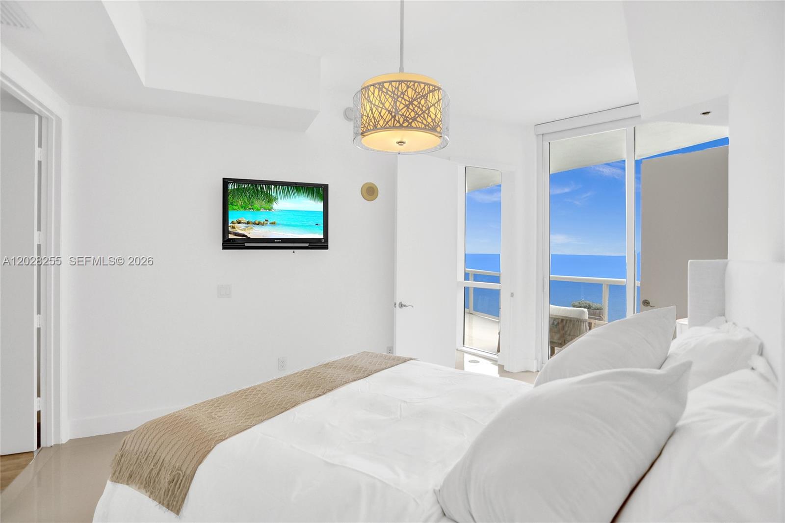 See details 2807 3 / 3 2106 sq. ft. $ 2026-05-31 0 Photo