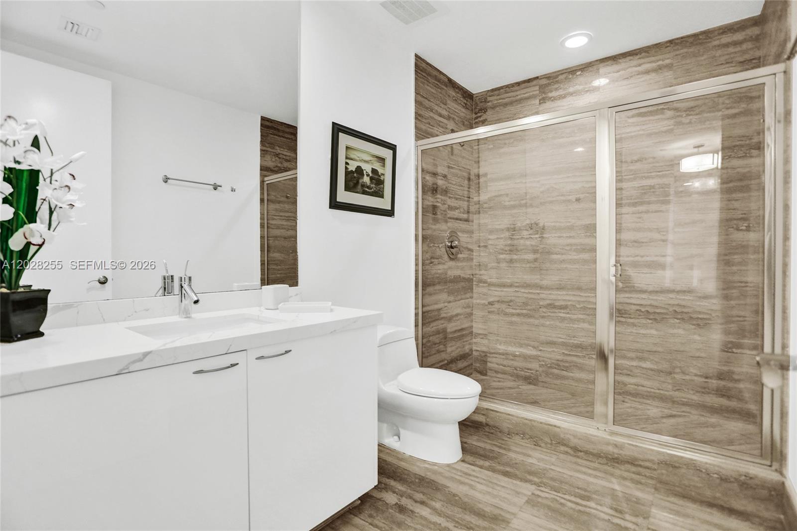 See details 2807 3 / 3 2106 sq. ft. $ 2026-05-31 0 Photo