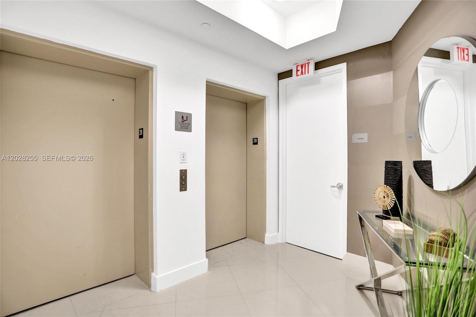 See details 2807 3 / 3 2106 sq. ft. $ 2026-05-31 0 Photo