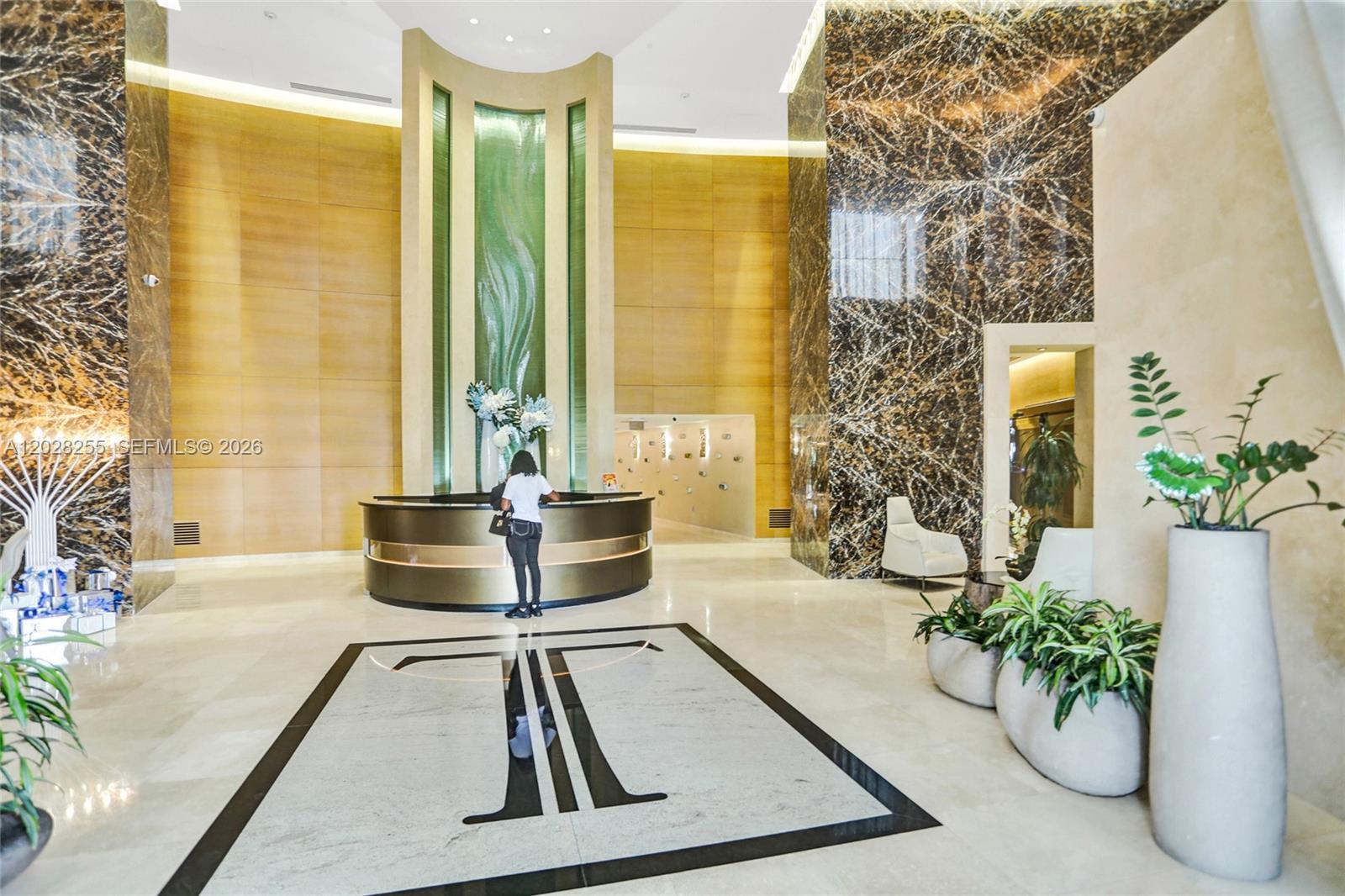 See details 2807 3 / 3 2106 sq. ft. $ 2026-05-31 0 Photo