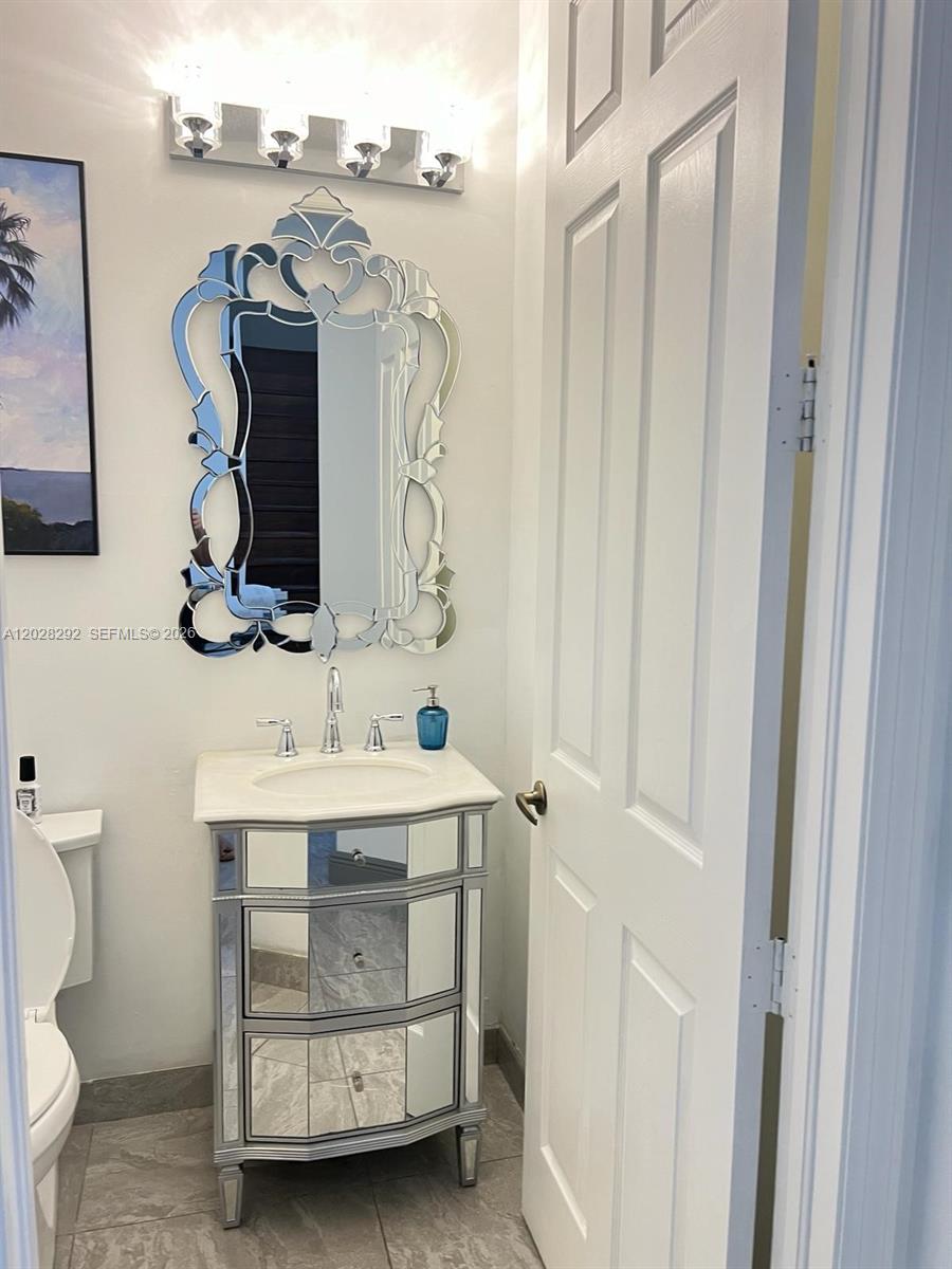 Photo of 1120 Papaya St  (1120), Hollywood, Florida, 33019 - 